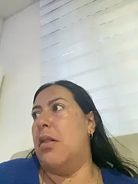 Snapshot of evelyn_harpeery chatting on 22, 5, 2026 evelyn harpeery online show from 22, 5, 2026