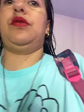 Snapshot of evelyn_harpeery chatting on 23, 5, 2026 evelyn harpeery online show from 23, 5, 2026