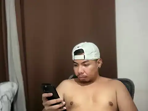 chubbybear 08 online show from 4, 3, 2026