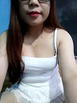 lanahotvn online show from 7, 4, 2026