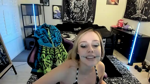 luna lovelyyy online show from 17, 6, 2026