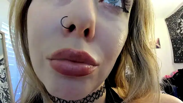 luna lovelyyy online show from 28, 7, 2026