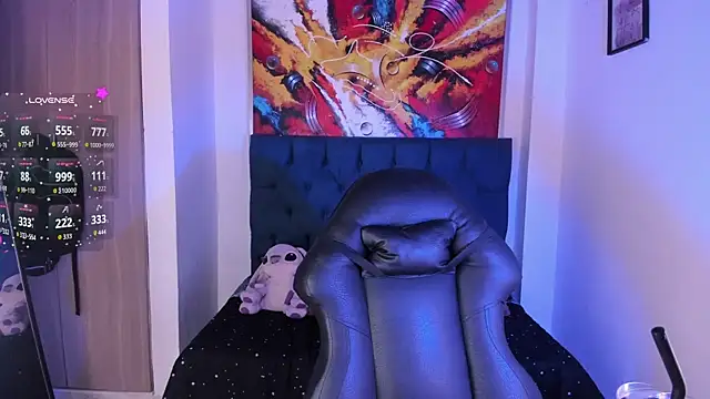 Violet Blazee online show from 21, 12, 2025