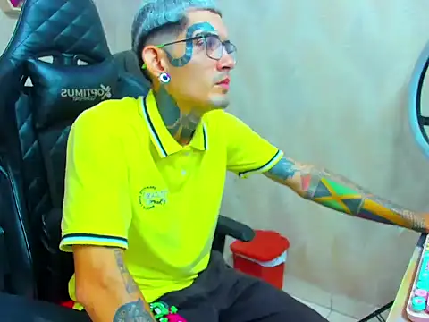 Boy tatto77 online show from 7, 2, 2026