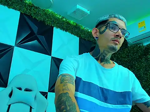 Boy tatto77 online show from 10, 2, 2026