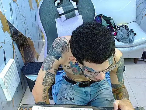 Boy tatto77 online show from 1, 6, 2026