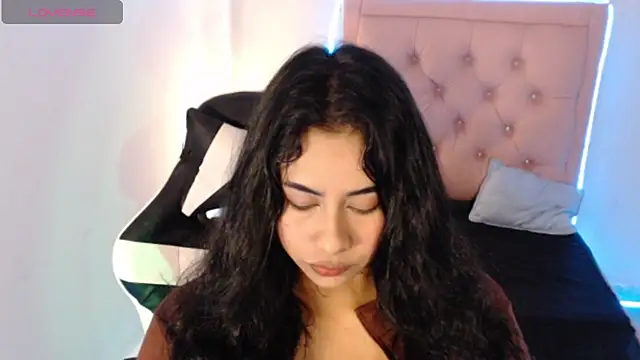 Olivia gray69 online show from 23, 7, 2026