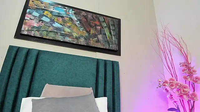 GahiaBelucci online show from 12, 3, 2026