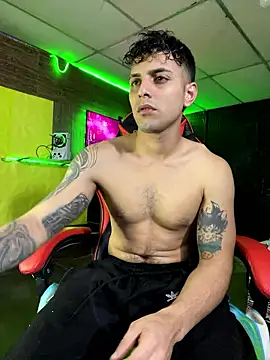 JustynAle2025 online show from 10, 1, 2026