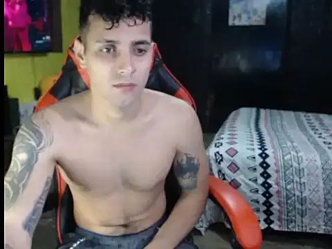 JustynAle2025 online show from 18, 12, 2025