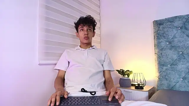 maxfrost 1 online show from 7, 1, 2026