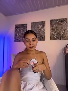 Snapshot of Nicollewest1 chatting on 9, 7, 2026 Nicollewest1 online show from 9, 7, 2026
