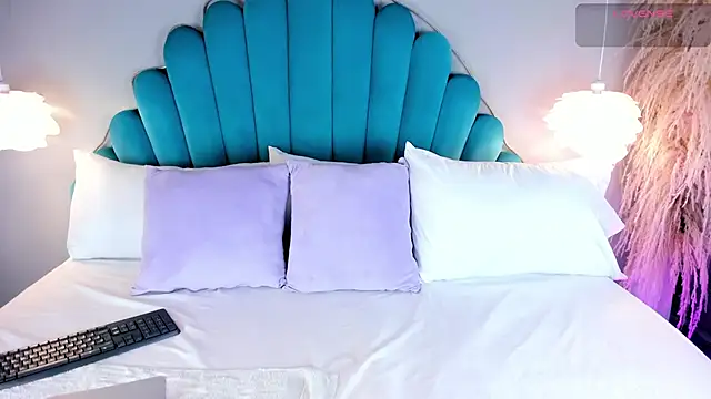 Snapshot of FiorelaSton chatting on 12, 1, 2026 FiorelaSton online show from 12, 1, 2026