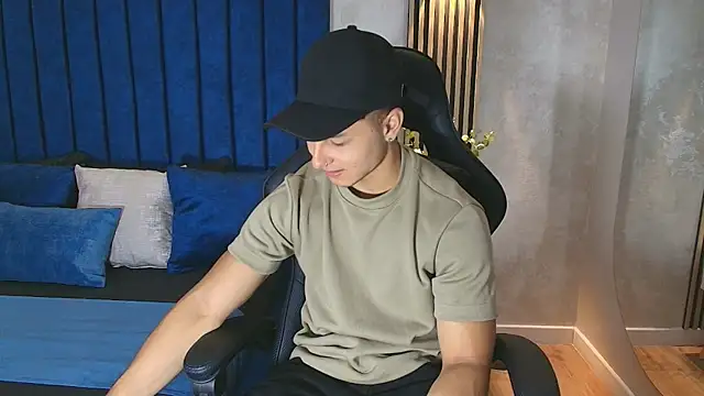 Snapshot of Noah_Clarkk chatting on 23, 6, 2026 Noah Clarkk online show from 23, 6, 2026