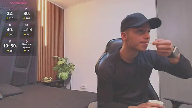 Noah Clarkk online show from 25, 4, 2026
