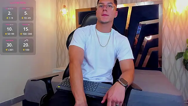 Noah Clarkk online show from 7, 3, 2026