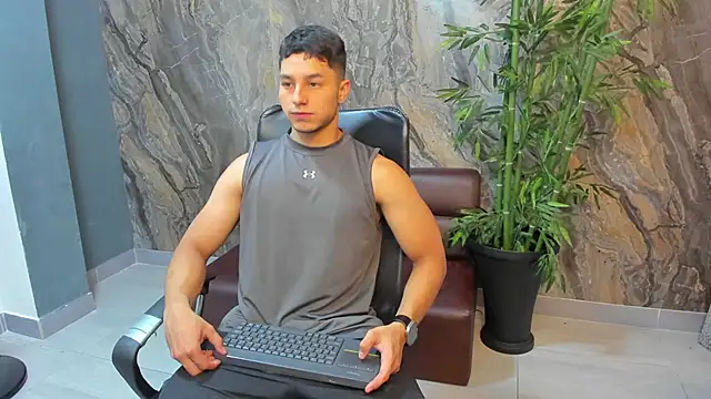 Noah Clarkk online show from 5, 5, 2026