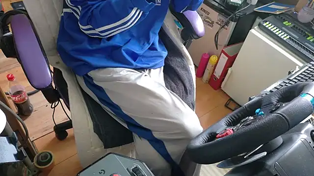 Gay-Versaut online show from 9, 2, 2026