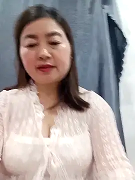 Jumi livesexy online show from 12, 2, 2026