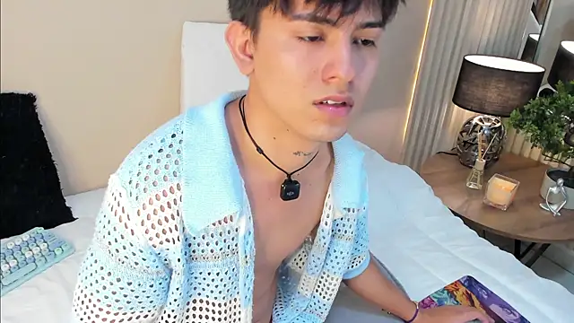 Thristan Leones online show from 4, 4, 2026