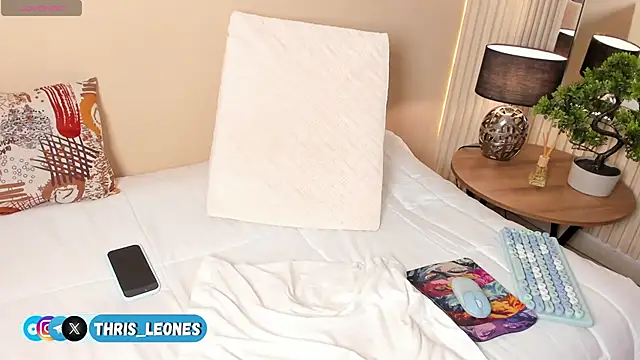 Thristan Leones online show from 19, 4, 2026