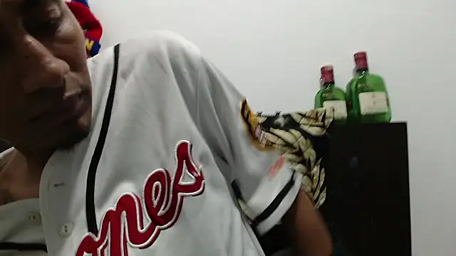 Snapshot of negrito_sexxxo chatting on 18, 1, 2026 negrito sexxxo online show from 18, 1, 2026