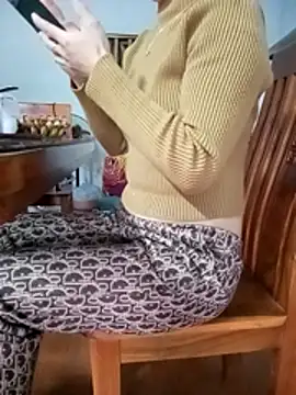 Sweet-Berryy online show from 9, 2, 2026