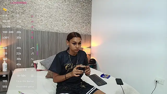 zoe bermudez online show from 11, 2, 2026