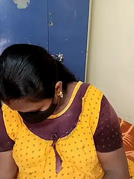 Snapshot of sirisha__9 chatting on 8, 7, 2026 sirisha 9 online show from 8, 7, 2026