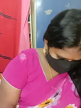 Snapshot of sirisha__9 chatting on 30, 6, 2026 sirisha 9 online show from 30, 6, 2026