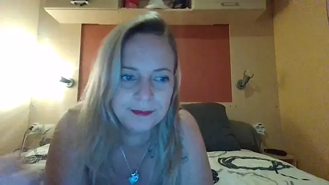 Miss-Chupagirly online show from 22, 12, 2025