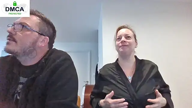 Miss-Chupagirly online show from 2, 4, 2026