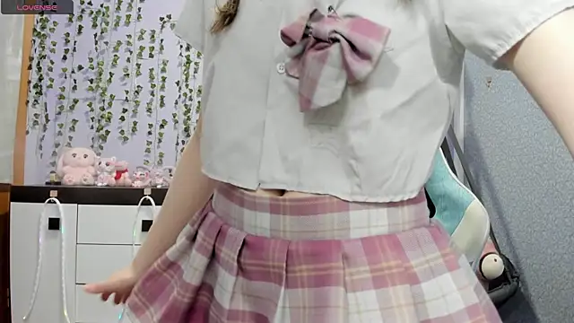 Yoonhee ki online show from 8, 7, 2026