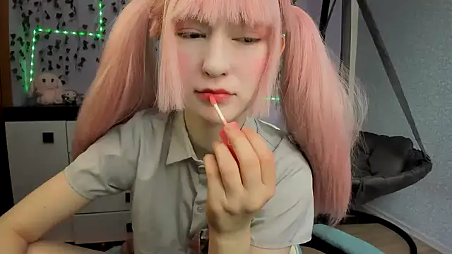 Yoonhee ki online show from 3, 2, 2026