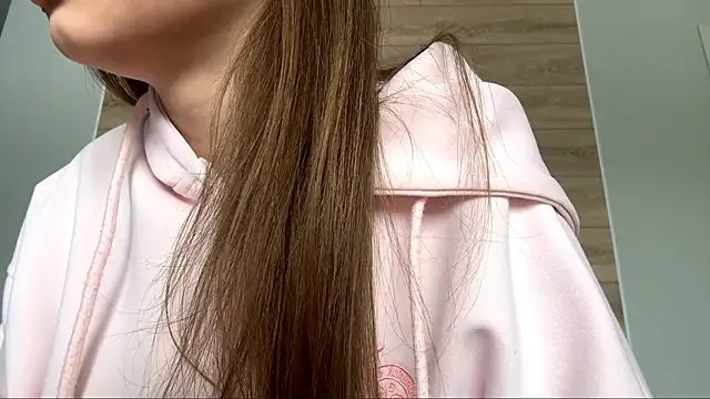 Snapshot of lisa_montana chatting on 4, 2, 2026 lisa montana online show from 4, 2, 2026