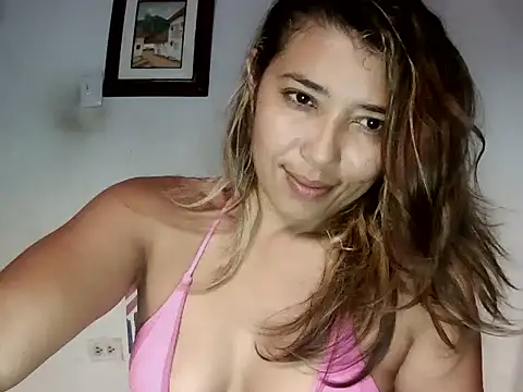 Snapshot of Misst3lla chatting on 14, 1, 2026 Misst3lla online show from 14, 1, 2026