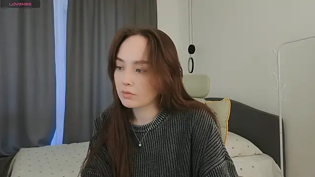 fallin lovee online show from 31, 3, 2026