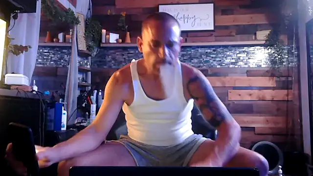 Snapshot of MISTERANDDEMI chatting on 18, 6, 2026 MISTERANDDEMI online show from 18, 6, 2026