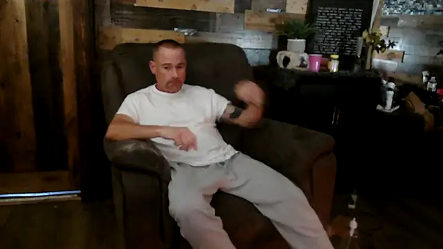 MISTERANDDEMI online show from 17, 4, 2026