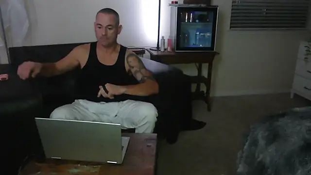 MISTERANDDEMI online show from 14, 1, 2026