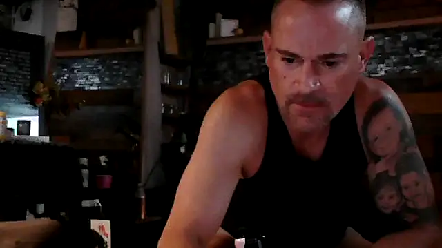 MISTERANDDEMI online show from 18, 4, 2026