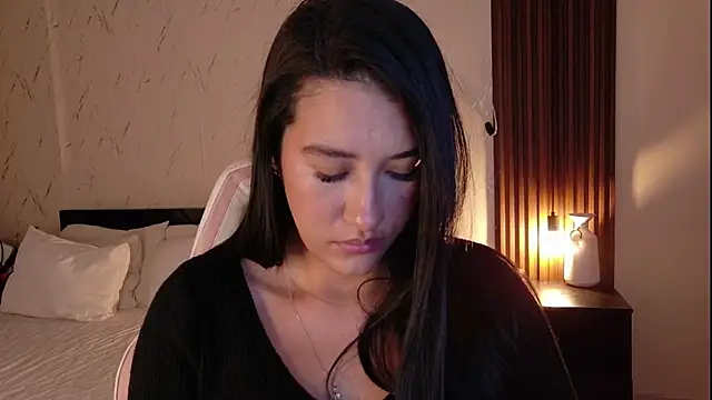 Alannadumont  online show from 14, 1, 2026