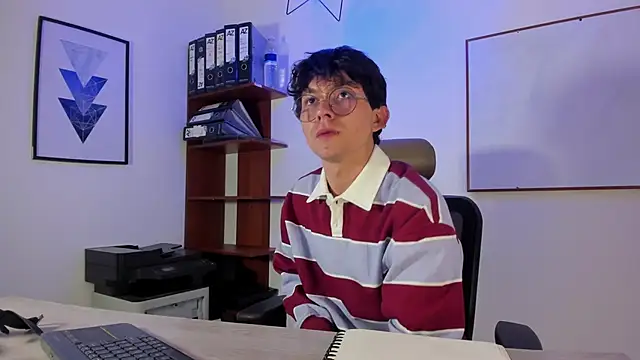 Snapshot of Eliot_X chatting on 19, 12, 2025 Eliot X online show from 19, 12, 2025