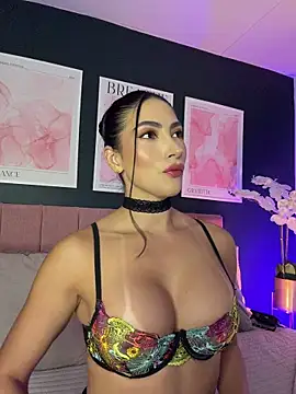 ItsTatiana online show from 4, 6, 2026