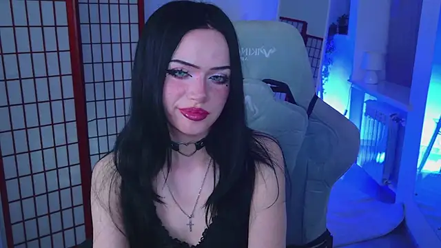 Dark Diva online show from 11, 4, 2026