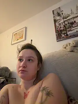 Snapshot of LilyLuck_ chatting on 8, 2, 2026 LilyLuck online show from 8, 2, 2026