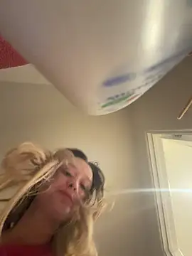 Snapshot of LilyLuck_ chatting on 16, 2, 2026 LilyLuck online show from 16, 2, 2026