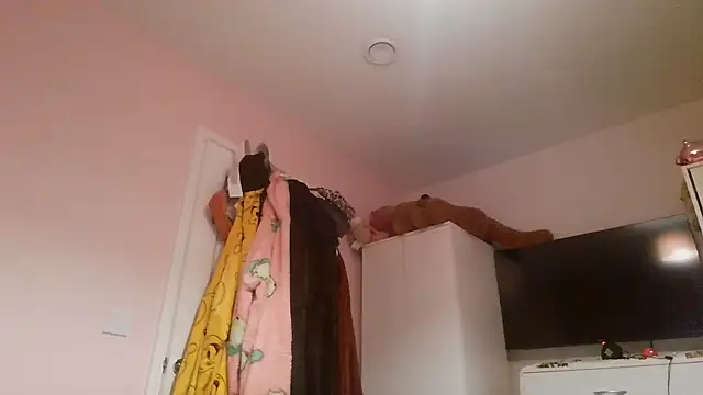 Snapshot of LilyLuck_ chatting on 18, 2, 2026 LilyLuck online show from 18, 2, 2026