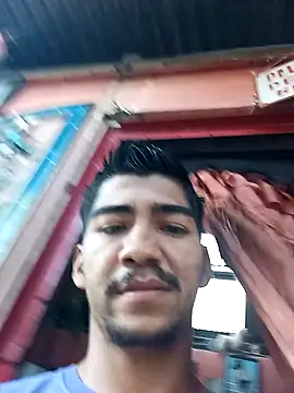 Snapshot of MR_OSMAR chatting on 18, 12, 2025 MR OSMAR online show from 18, 12, 2025