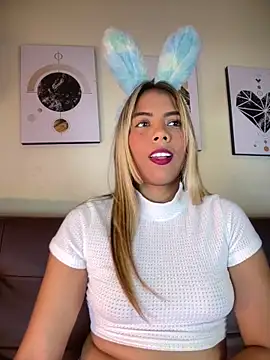 MiaSizzle online show from 14, 2, 2026